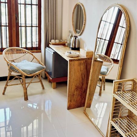 Oltremare Mirissa Hotel ภายนอก รูปภาพ